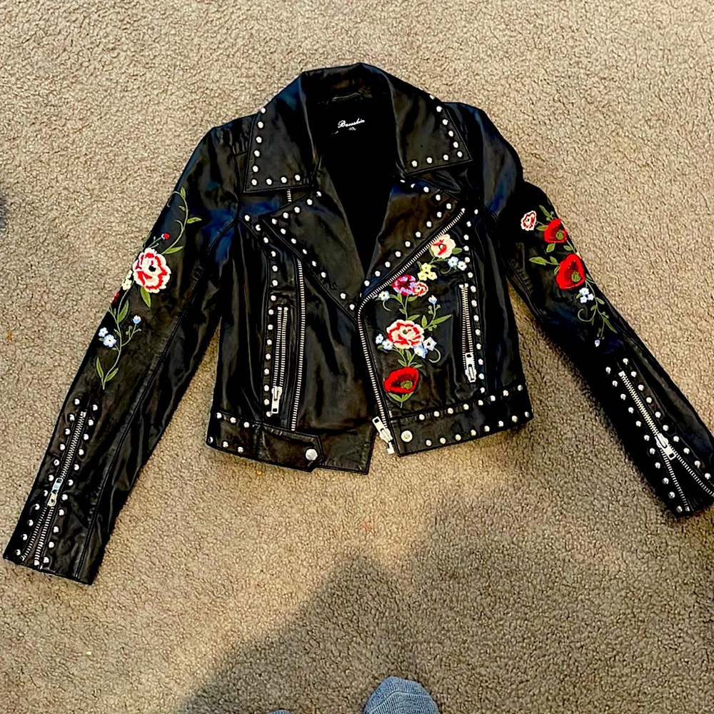 Wilson’s Rareskin Embroidered Leather Moto Jacket! XS
